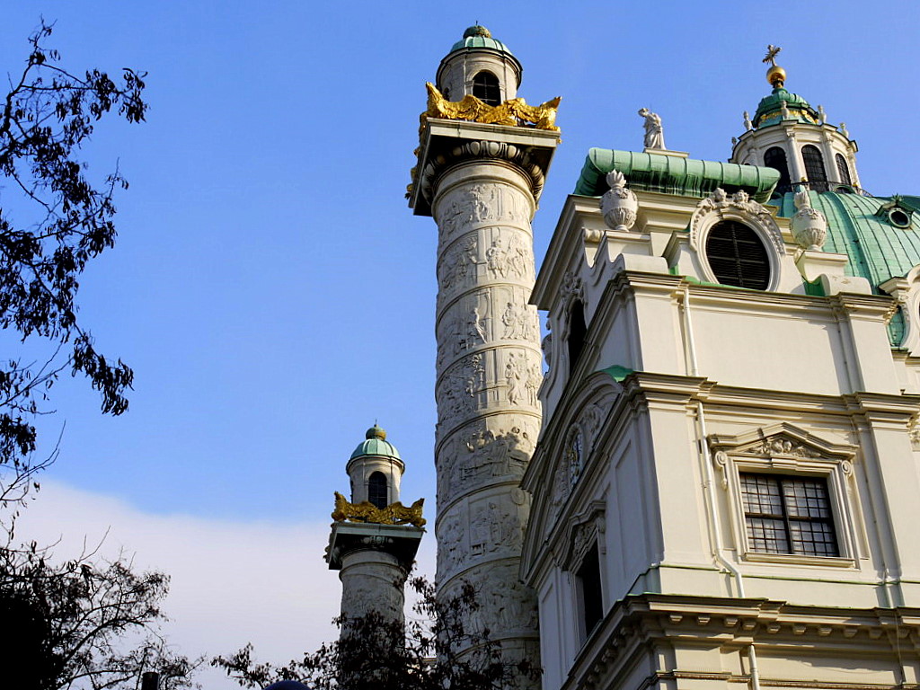 Symbols of the Vienna
